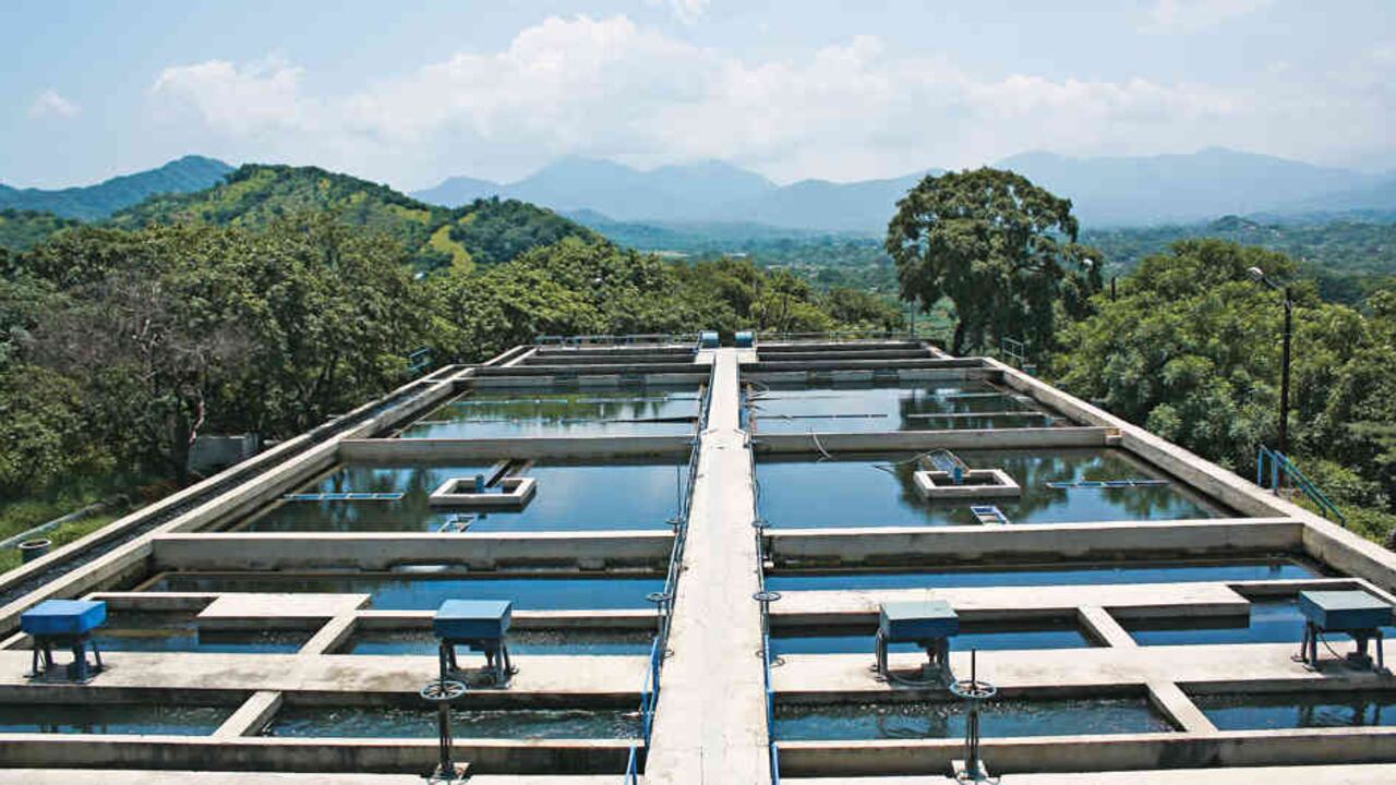 El objetivo final del programa COMPASS es que la ciudadanía cuente con un servicio de agua potable y alcantarillado eficiente y sostenible.