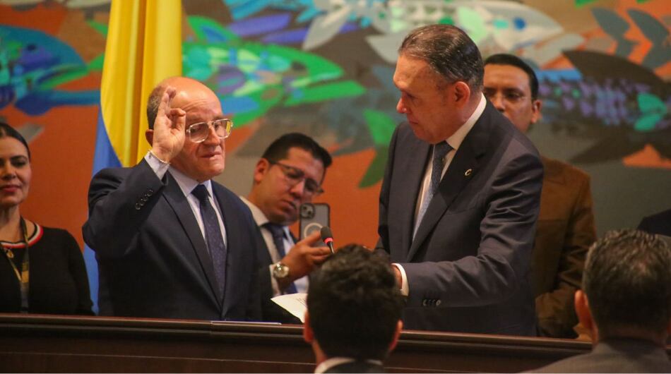 Posesión del nuevo magistrado del Consejo Nacional Electoral, Álvaro Echeverry.