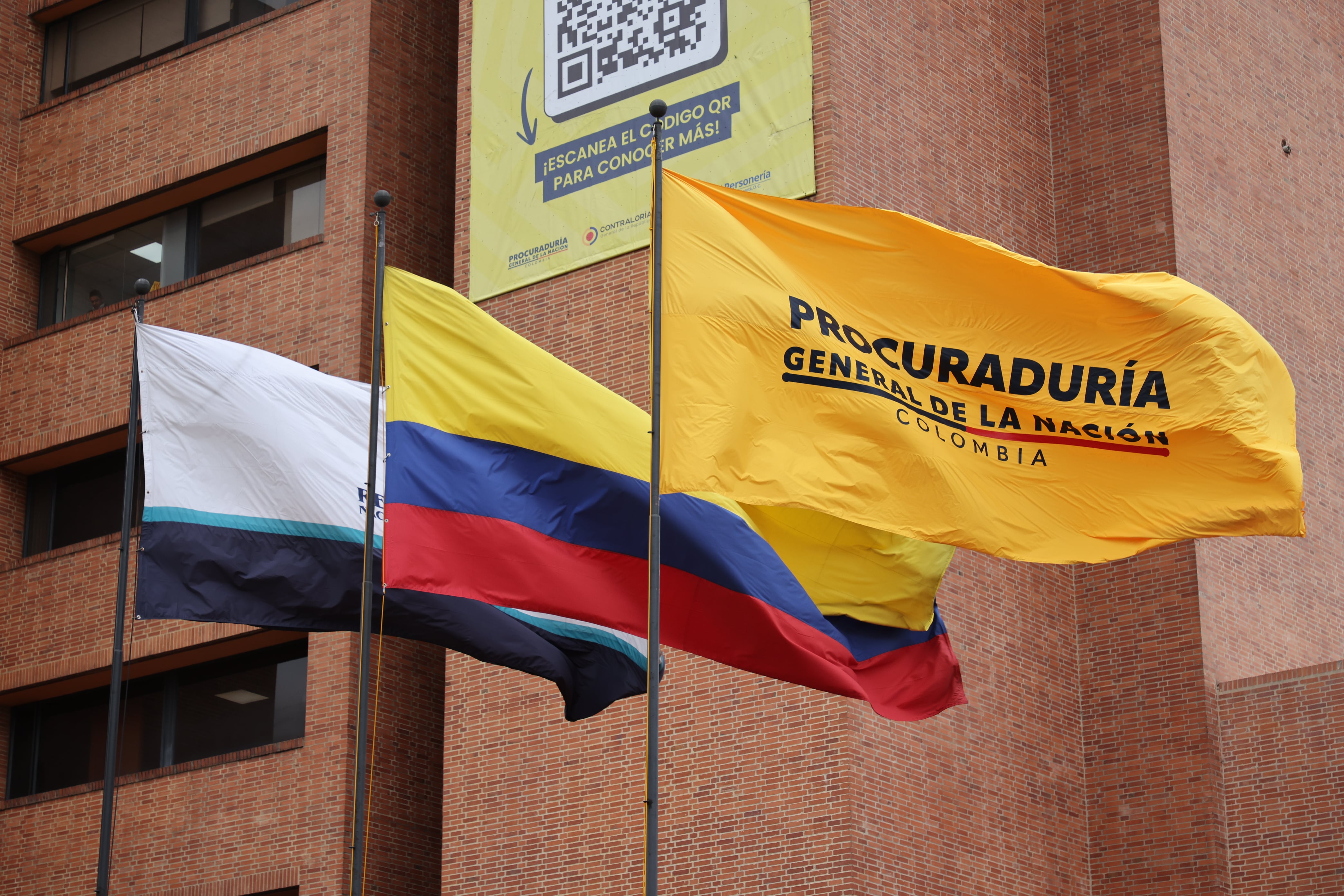 Procuraduría  General de la Nación
Registraduría Nacional del Estado Civil.