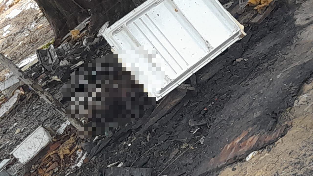 En este sitio quedó el cuerpo del hombre calcinado.