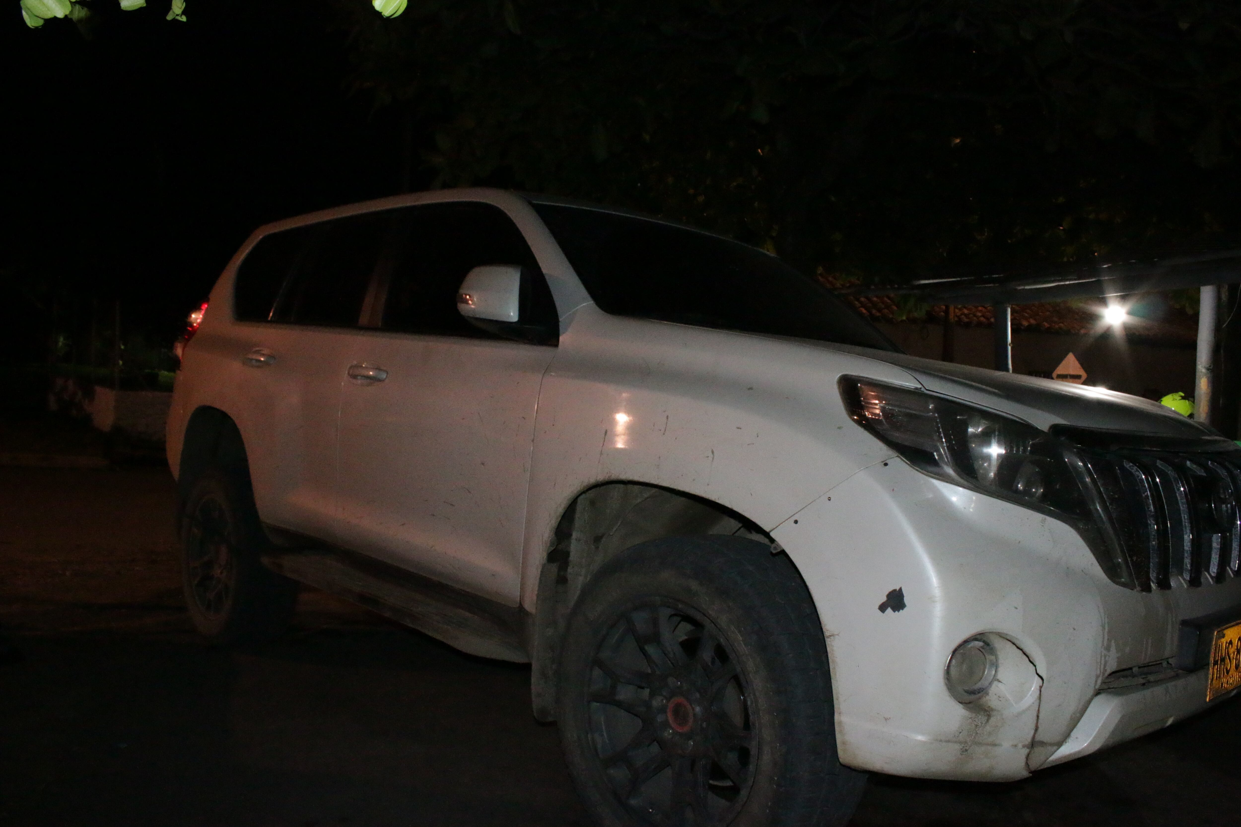 En esta camioneta de alta gama era transportada la marihuana.