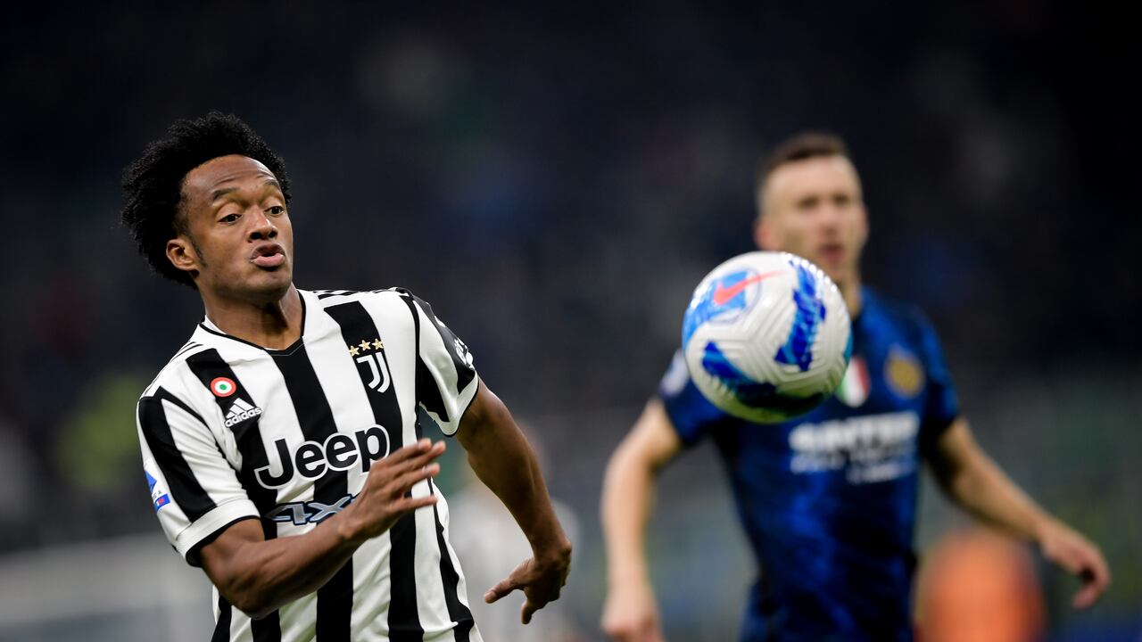 Cuadrado tuvo un rendimiento por lo bajo en el empate 1-1 de Juventus frente a Inter