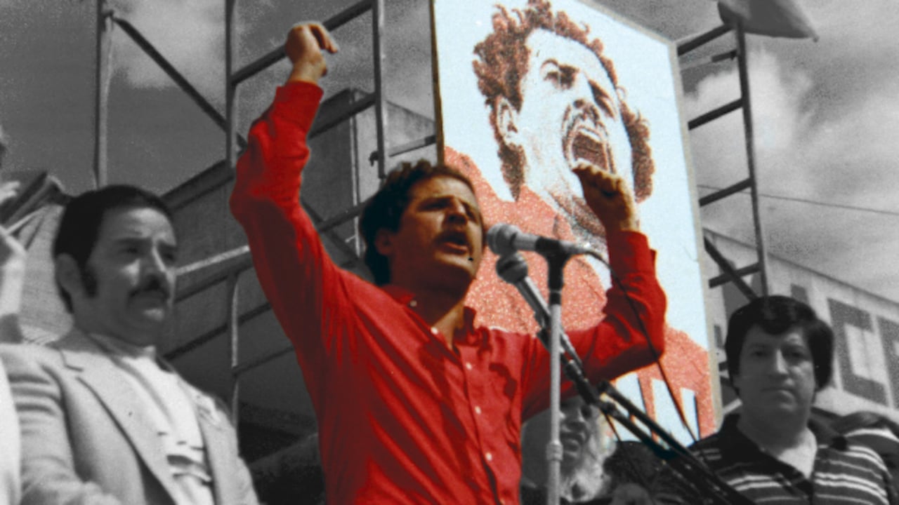 Juan Manuel, Claudio y Carlos Fernando, hijos de Luis Carlos Galán, participaron en el foro ‘Política de Drogas, tras 25 años de la muerte de Luis Carlos Galán ¿Qué tanto hemos avanzado?’ en el Hotel Marriott de Bogotá, este jueves 14 de agosto.