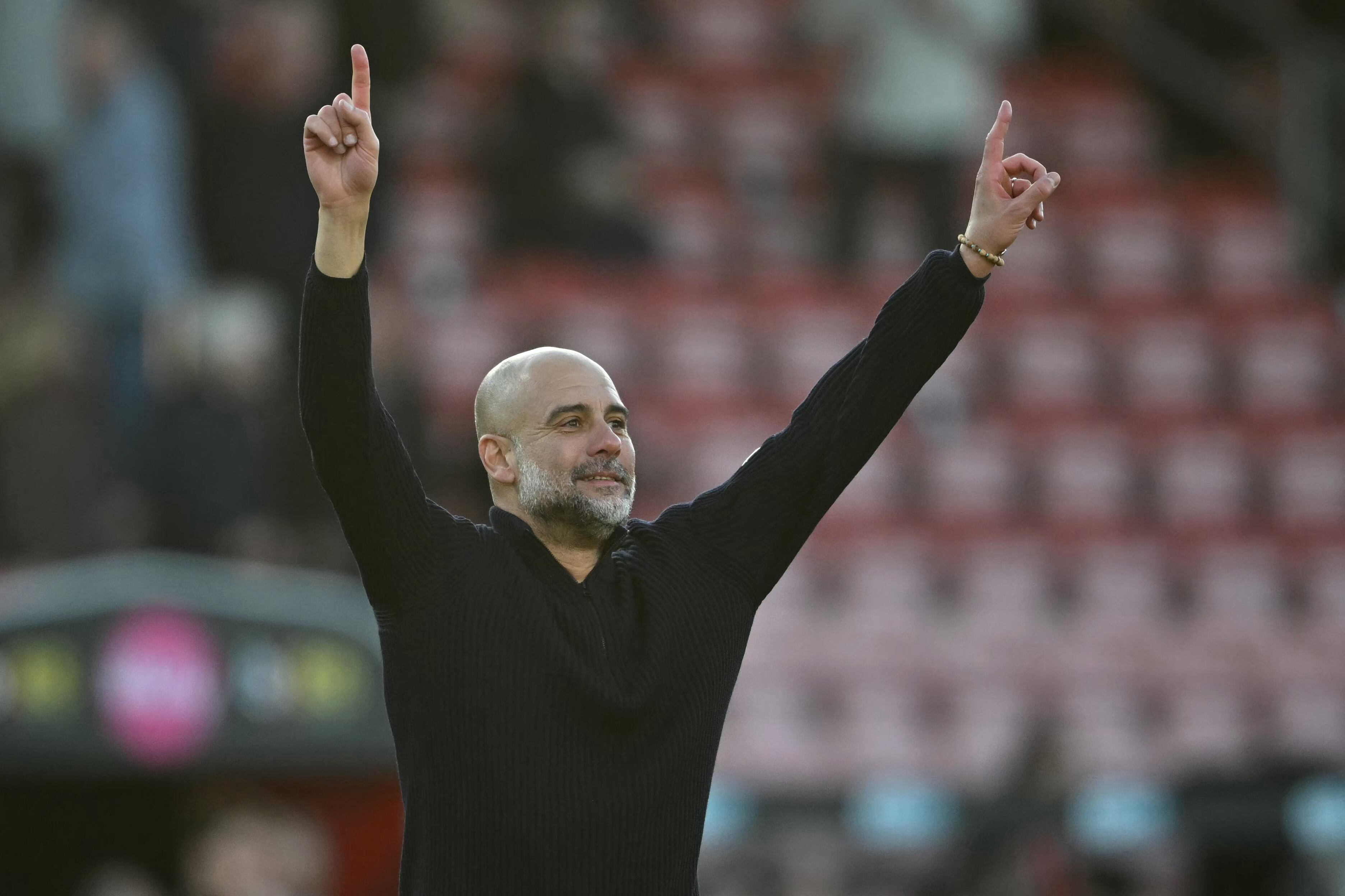 Manchester City remontó y avanzó a las semis de la FA Cup