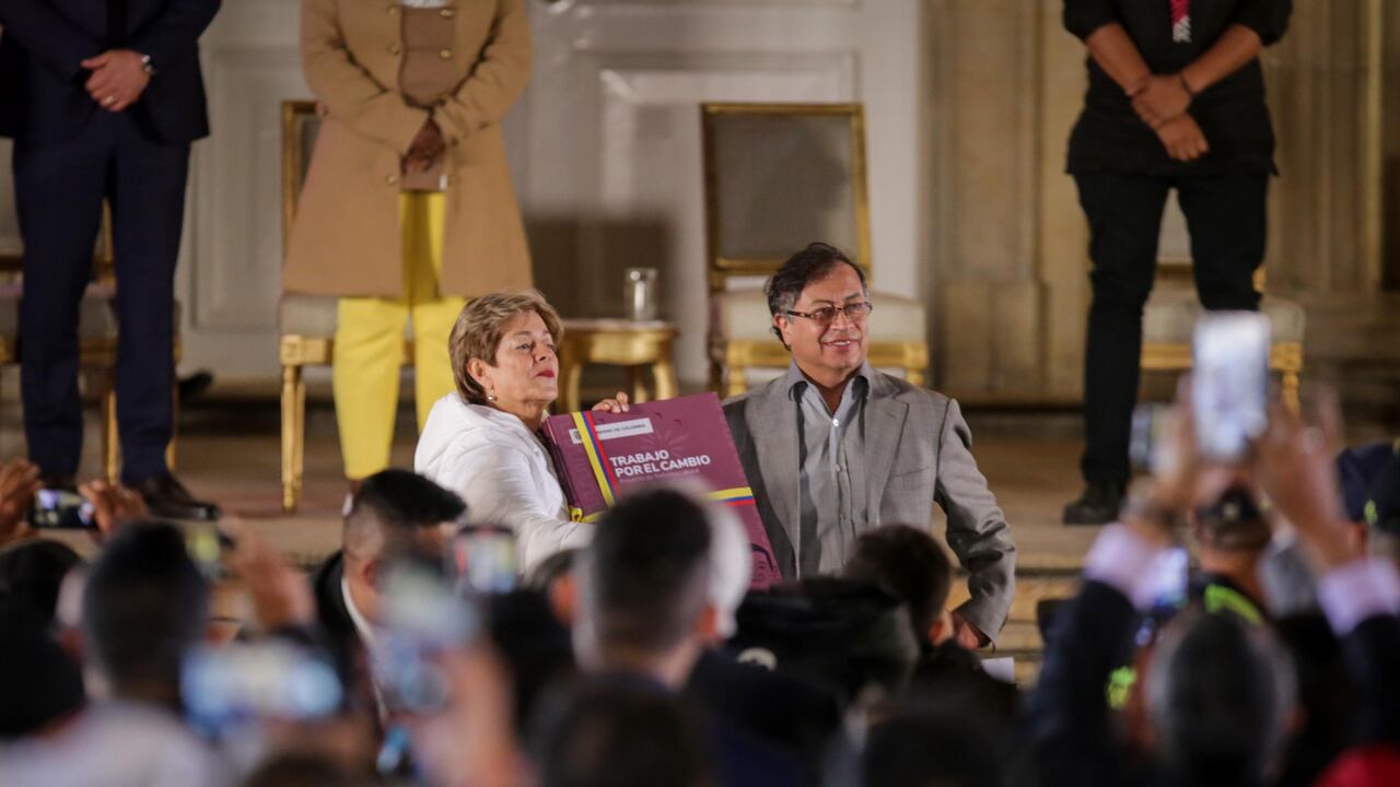 Presentación simbólica de la Reforma Laboral del gobierno nacional en la Plaza de Armas de la Casa de Nariño.