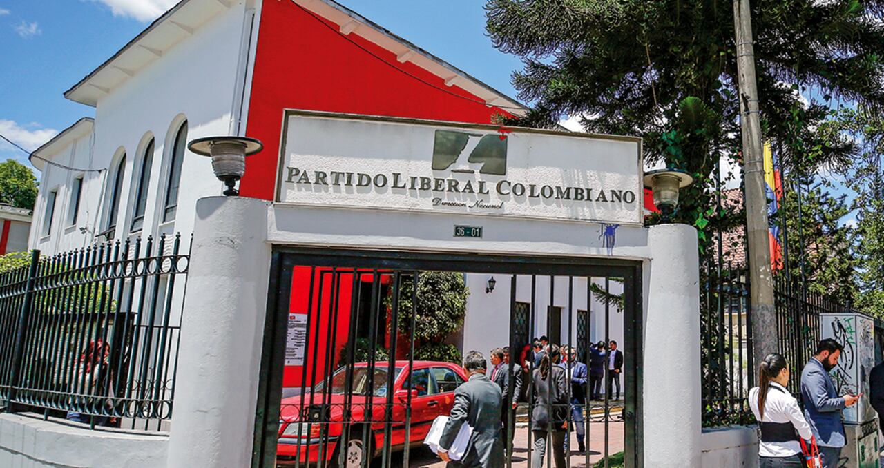 El apoyo del Partido Liberal a Alejandro Gaviria está condicionado a una convención roja en noviembre próximo, donde el nombre del académico seguramente competirá con los exgobernadores Eduardo Verano de la Rosa y Luis Pérez.