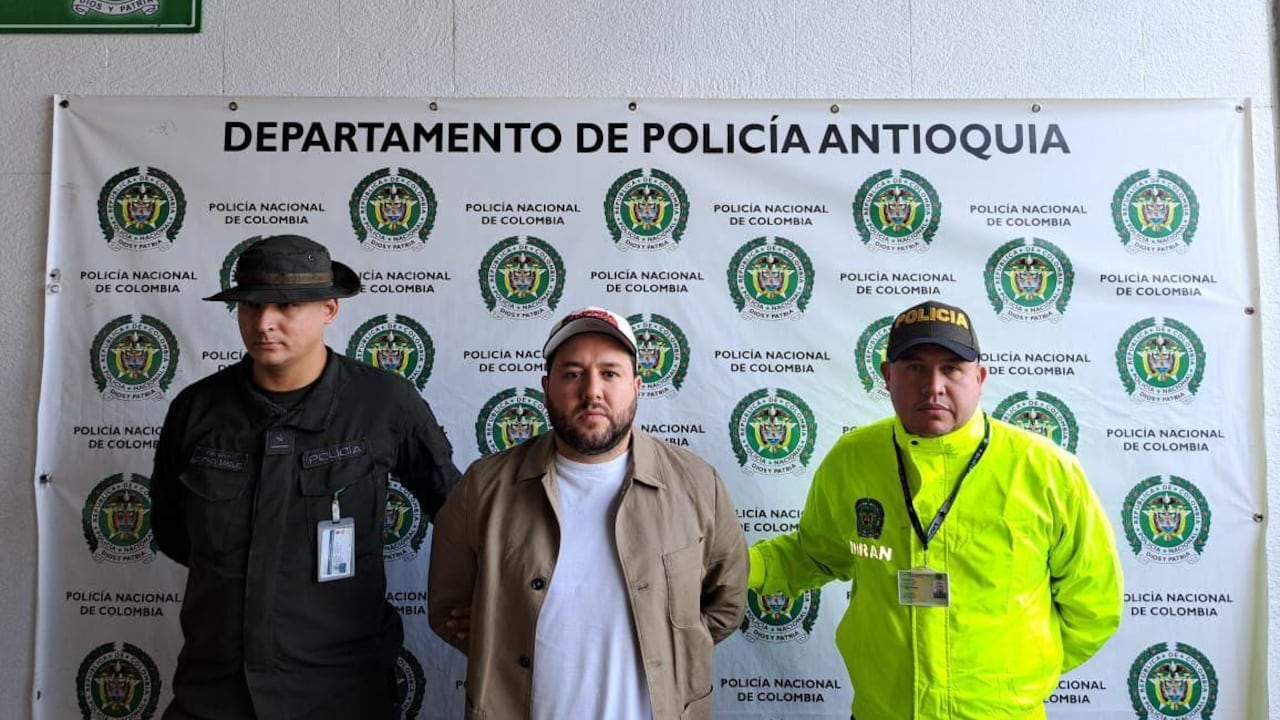 Ángel Josué Velásquez Bravo fue capturado en el aeropuerto de Rionegro.