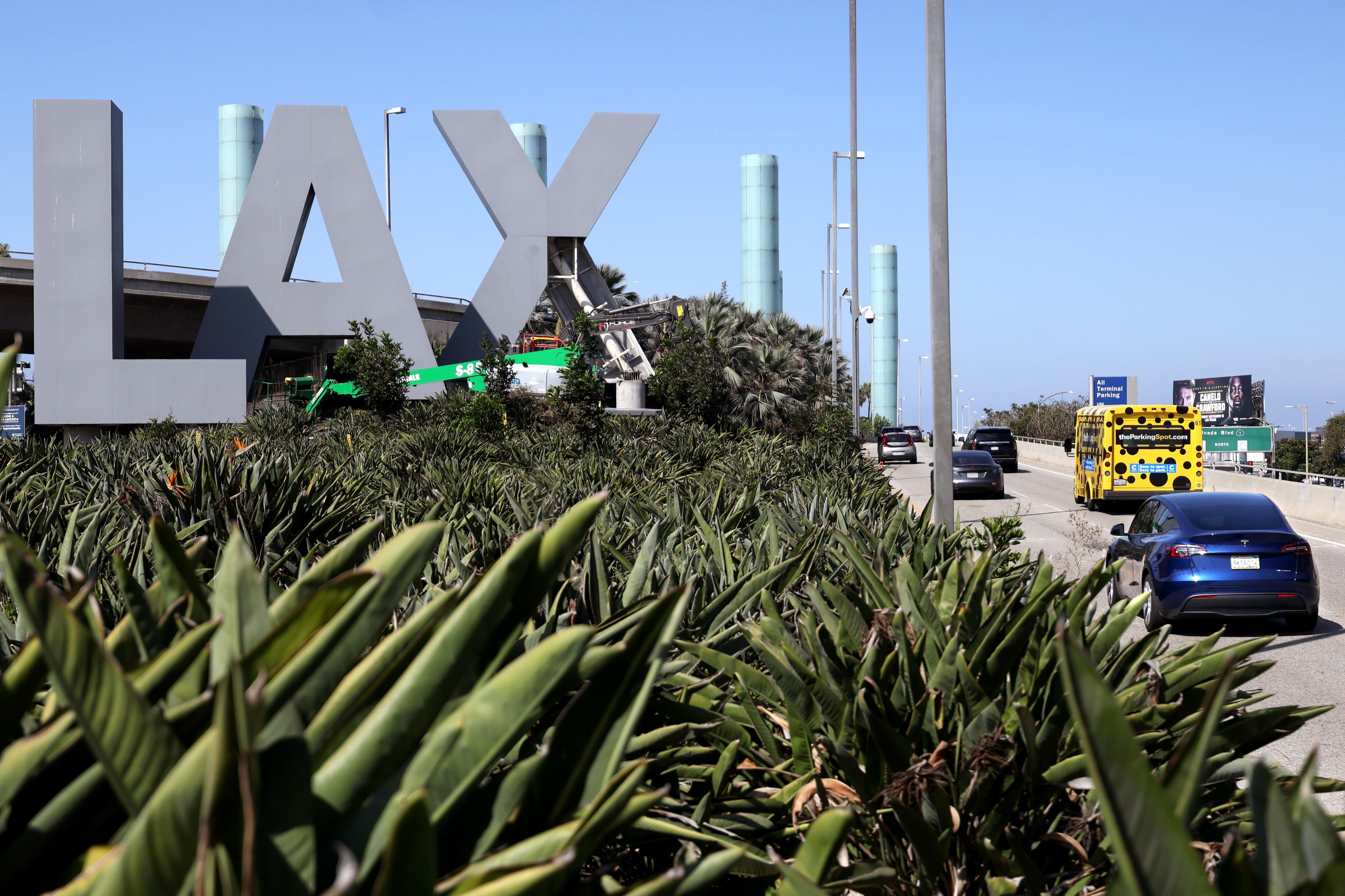 Se espera que la retirada del letrero dure una semana y las letras se almacenarán en las inmediaciones para incorporarlas a los nuevos diseños viales.
