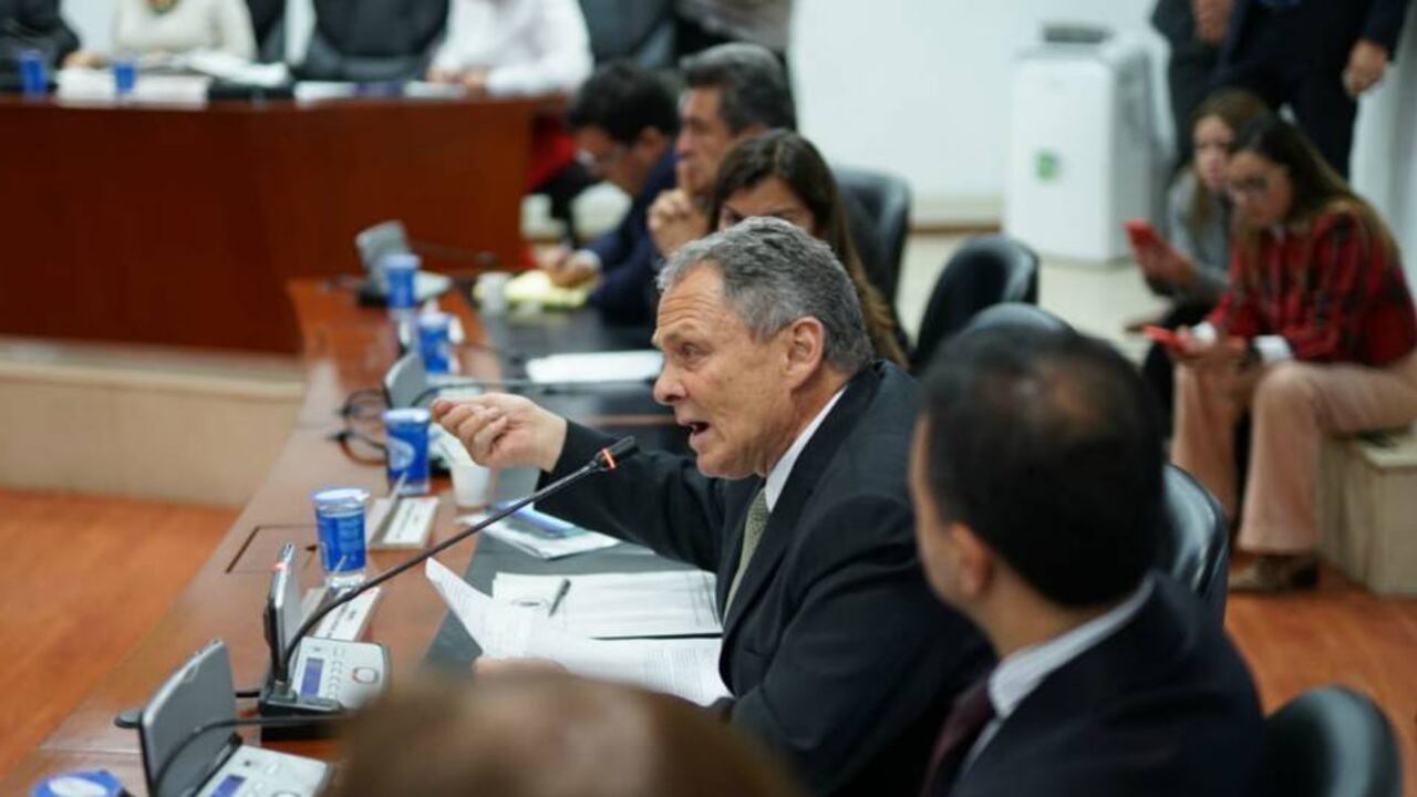 El proyecto de `borrón y cuenta nueva’ tendrá que estar aprobado antes del 20 de junio, fecha en la que termina el periodo legislativo.