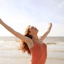 La vitamina D se puede tomar tras la exposición al sol.