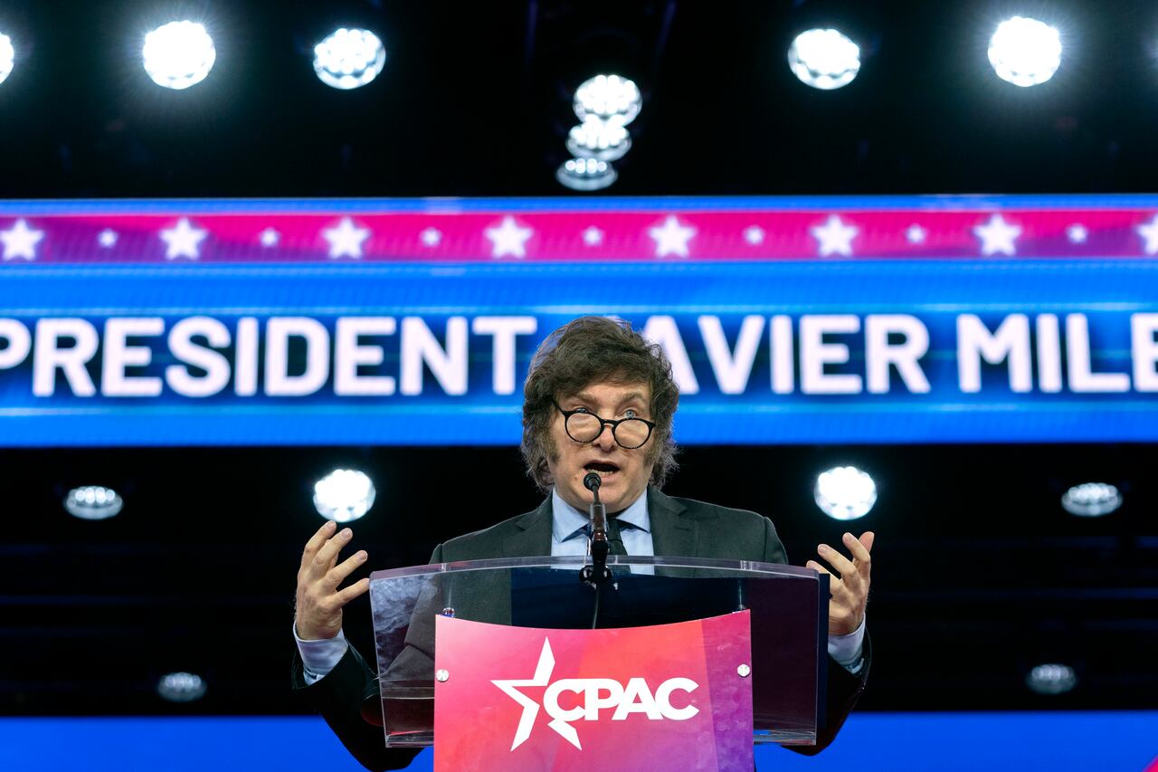 El presidente de Argentina, Javier Milei, habla durante la Conferencia de Acción Política Conservadora