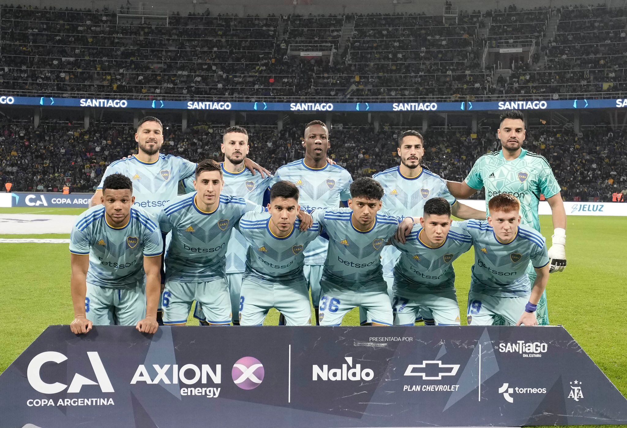 Los colombianos Frank Fabra y Jorman Campuzano fueron titulares con Boca en la Copa Argentina.