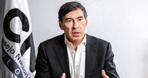 El magistrado Álvaro Hernán Prada denunció que sus perros fueron envenenados en el Huila y la yegua de sus hijos murió por una puñalada. Las autoridades investigan.