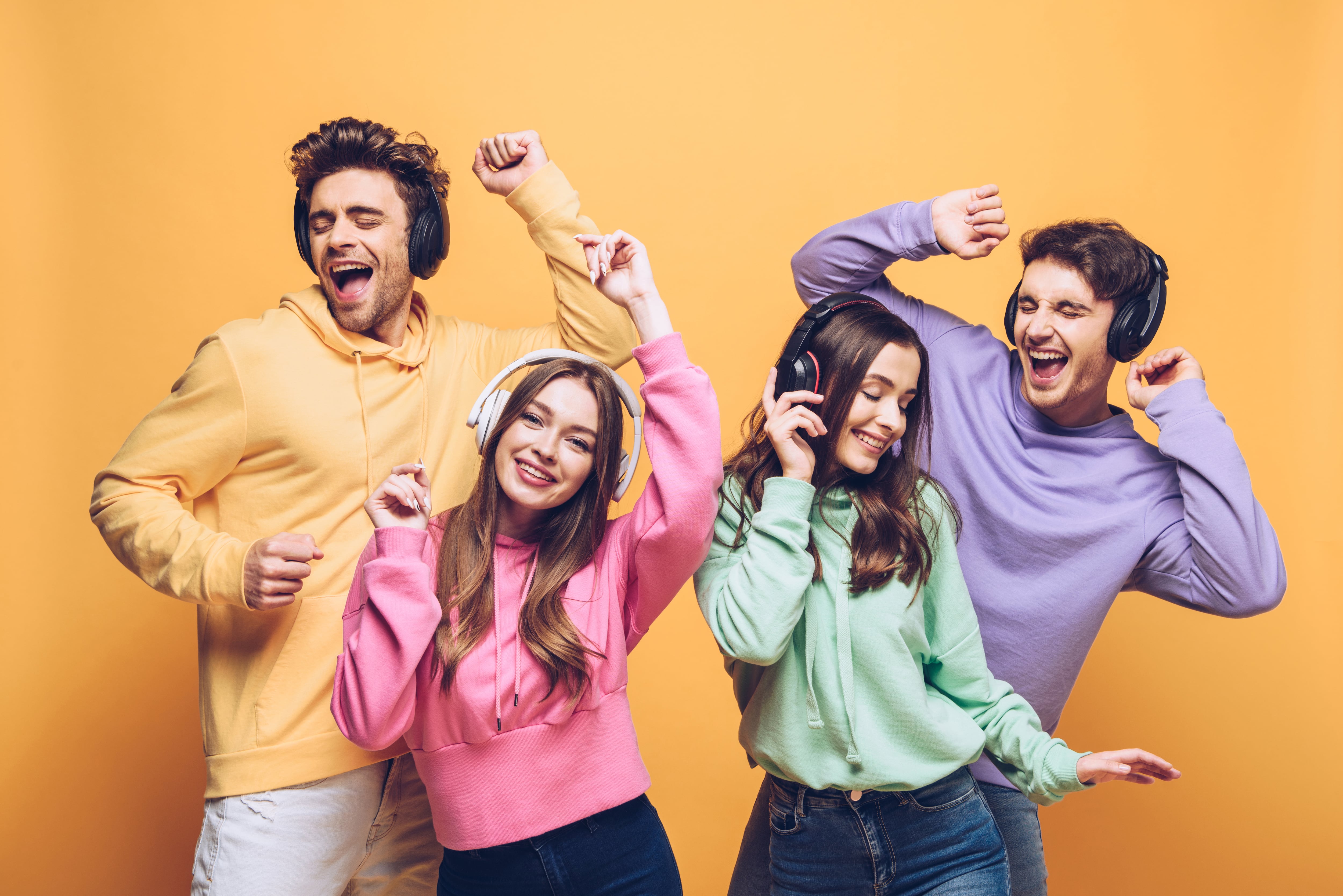 La función, permite la participación en tiempo real de hasta 32 personas.