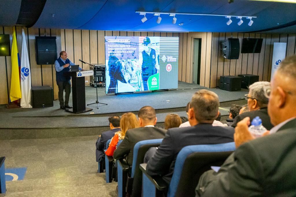 Defensor del Pueblo, Carlos Camargo Assis