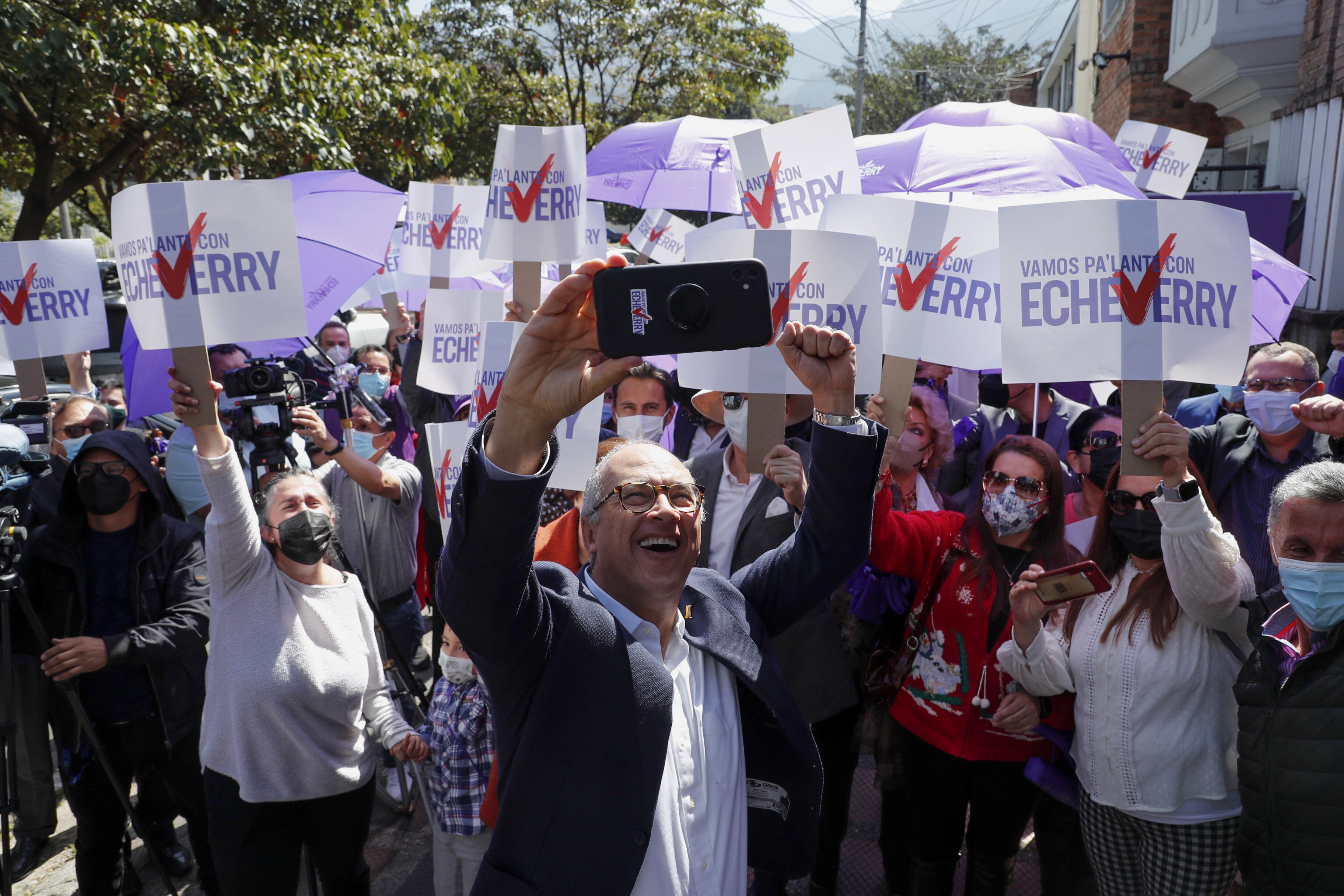 JUAN CARLOS ECHEVERRY