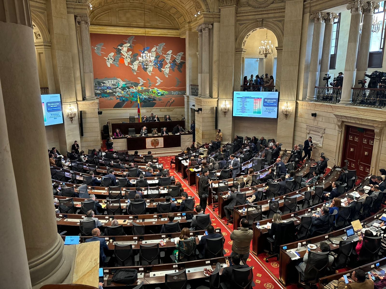 Las comisiones económicas del Congreso discuten el presupuesto general del 2025