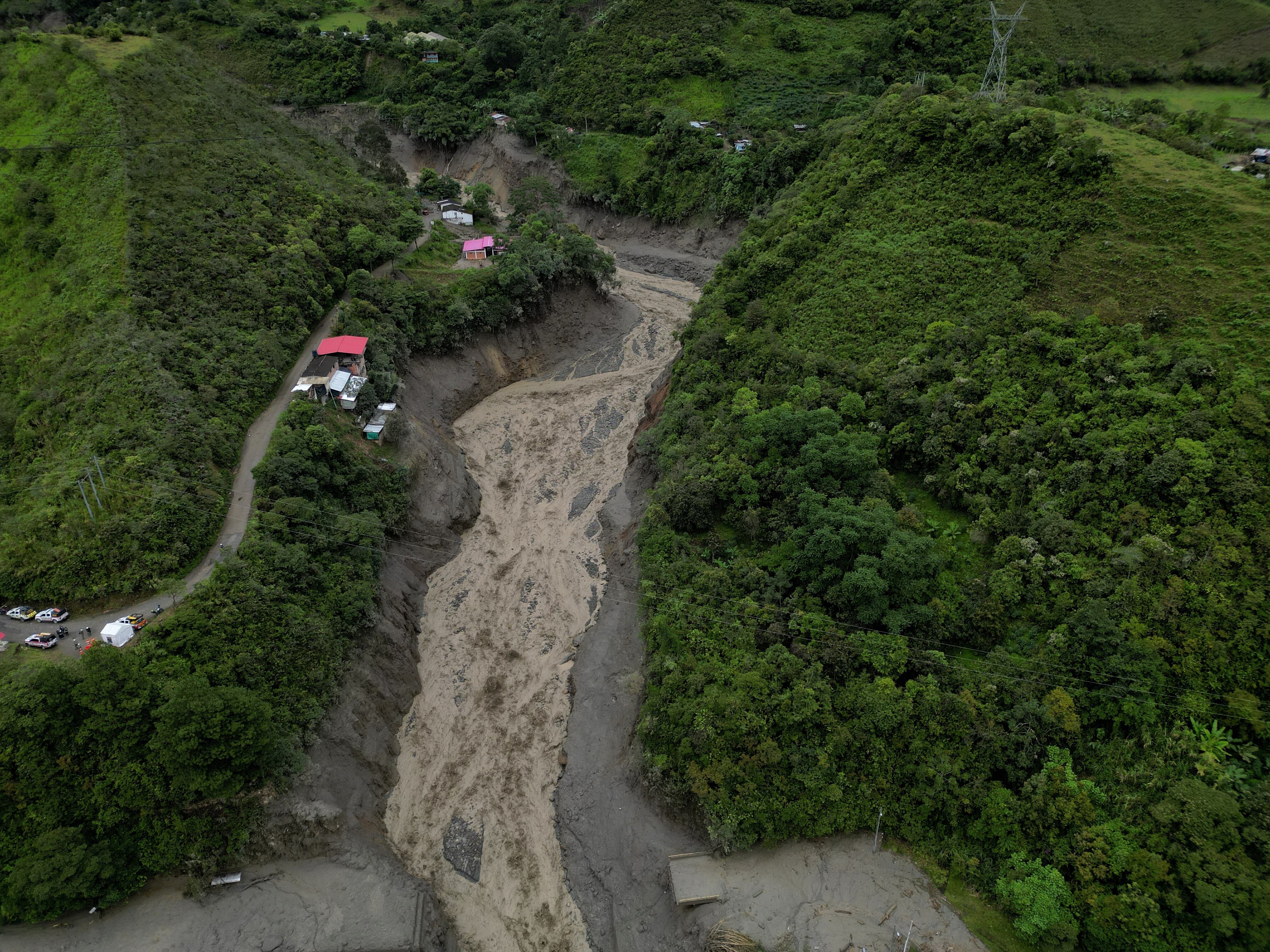 Avalancha Quetame, Cundinamarca panorámicas de la vía