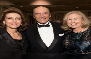 Socorro de Garcés, Enrique Garcés y María Mercedes Ochoa.