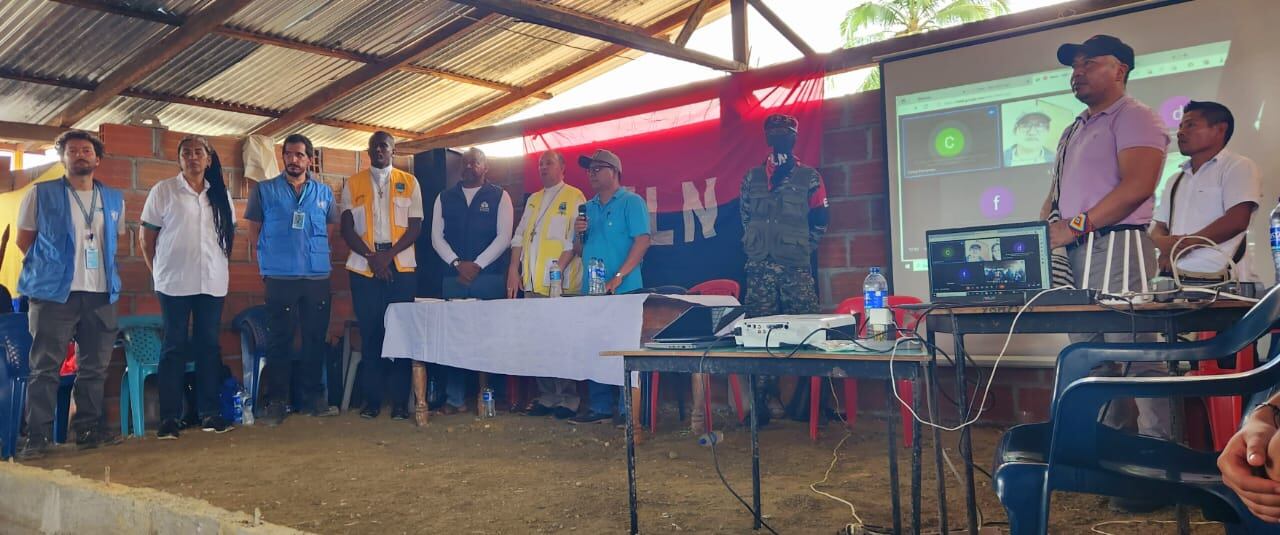 ELN libera a dos personas retenidas en el sur de Chocó gracias a misión humanitaria liderada por la Defensoría del Pueblo
