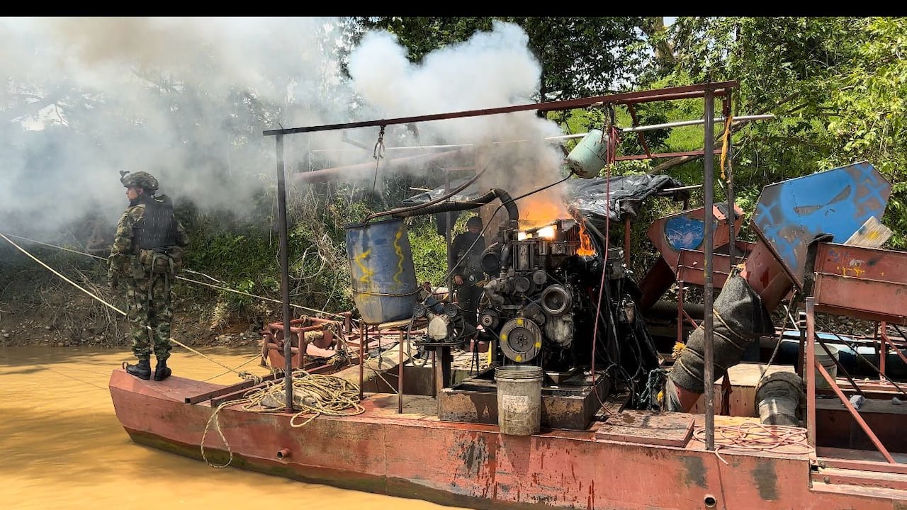 Los artefactos fueron encontrados entre los municipios de Caucasia y Cáceres.
