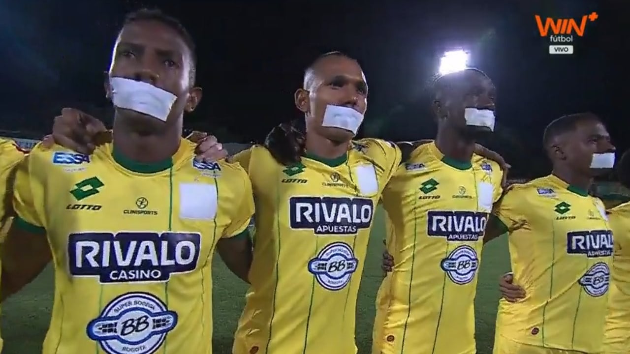 La protesta le salió cara a los once inicialistas del partido de Bucaramanga contra Fortaleza