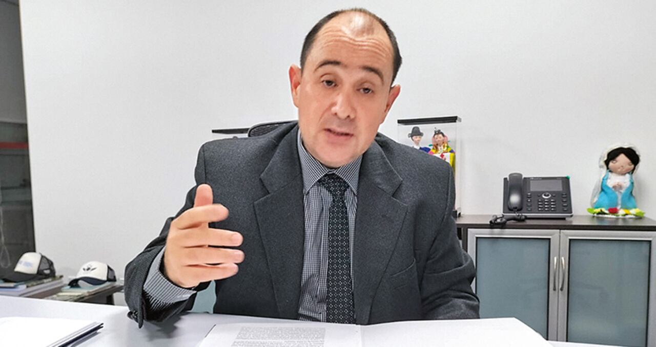 Juan Carlos Barrera, director de la Dirección de Veteranos, explicó que María del Rosario Torres fue trasladada de lugar de trabajo, pero mantiene sus funciones. Negó que fuera responsable del error en el pago de la nómina.