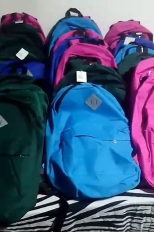 La banda criminal de Los Costeños entregó kits escolares a niños en el municipio de Soledad