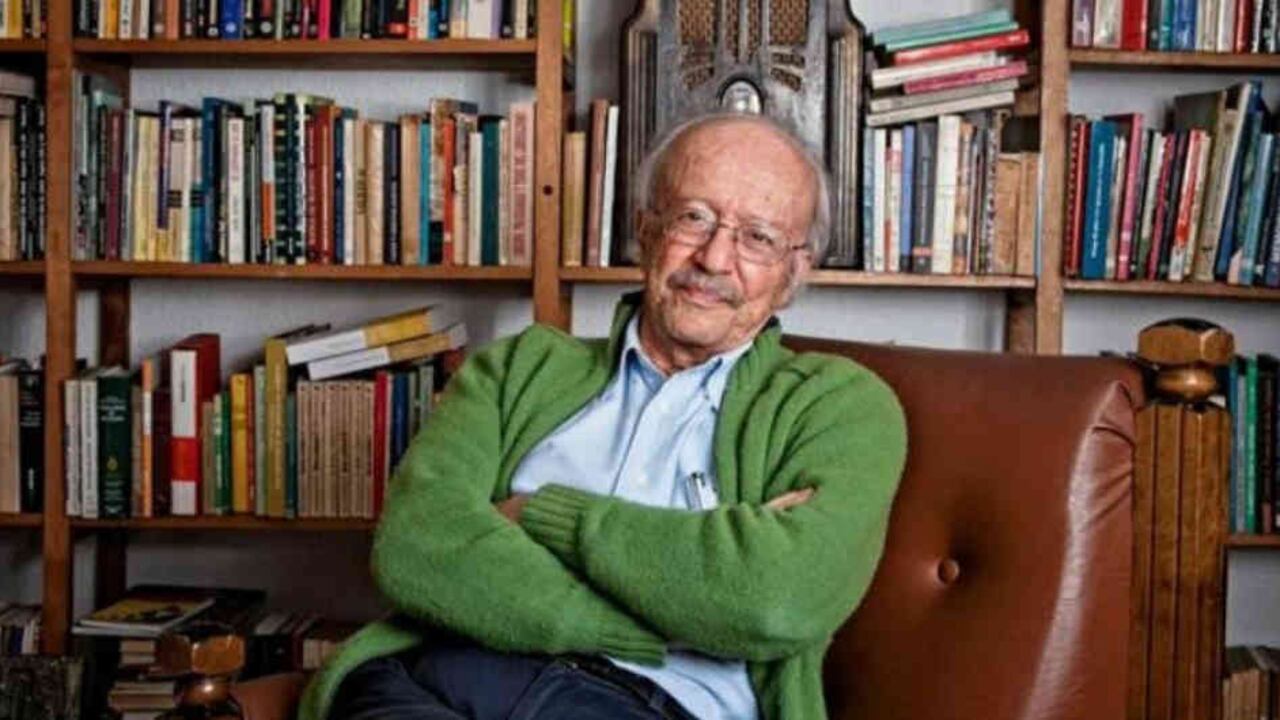 Restrepo asistió al Festival Gabo la semana pasada en Medellín, al parecer, a su llegada a Bogotá tuvo quebrantos de salud y habría fallecido en la clínica Méderi.