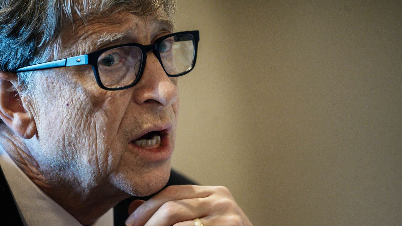 Coronavirus: Bill Gates señala a las redes sociales por teorías falsas del virus/Foto: AFP