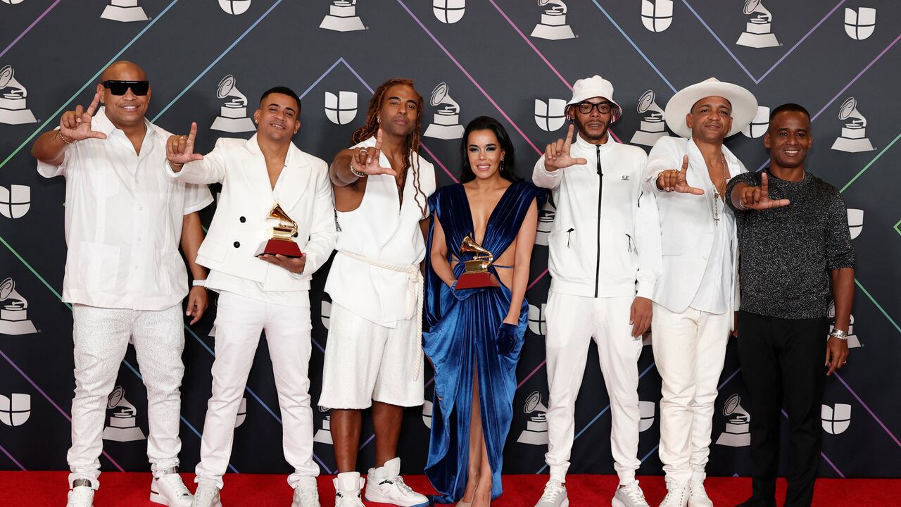 El tema se ha vuelto un himno para los cubanos, en especial para los jóvenes, quienes demandan un cambio en la isla.