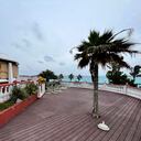 El huracán Fiona se agitó hacia las Bermudas como una poderosa tormenta de categoría 4 el miércoles cuando Puerto Rico luchó para restaurar la energía y el agua después de recibir un golpe aplastante. (Foto de S bastien VUAGNAT / AFP)