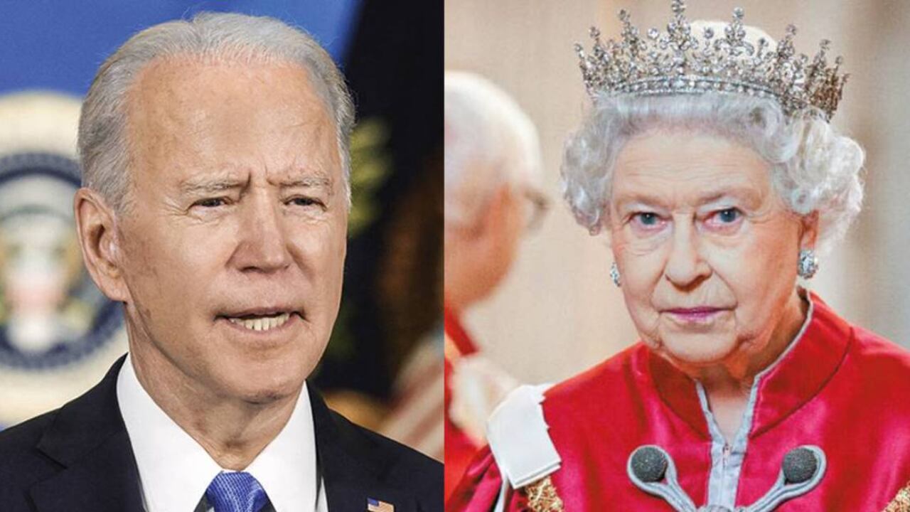 Biden aceptó formalmente la invitación y estará acompañado por la primera dama durante el funeral de la reina Isabel II (derecha).
