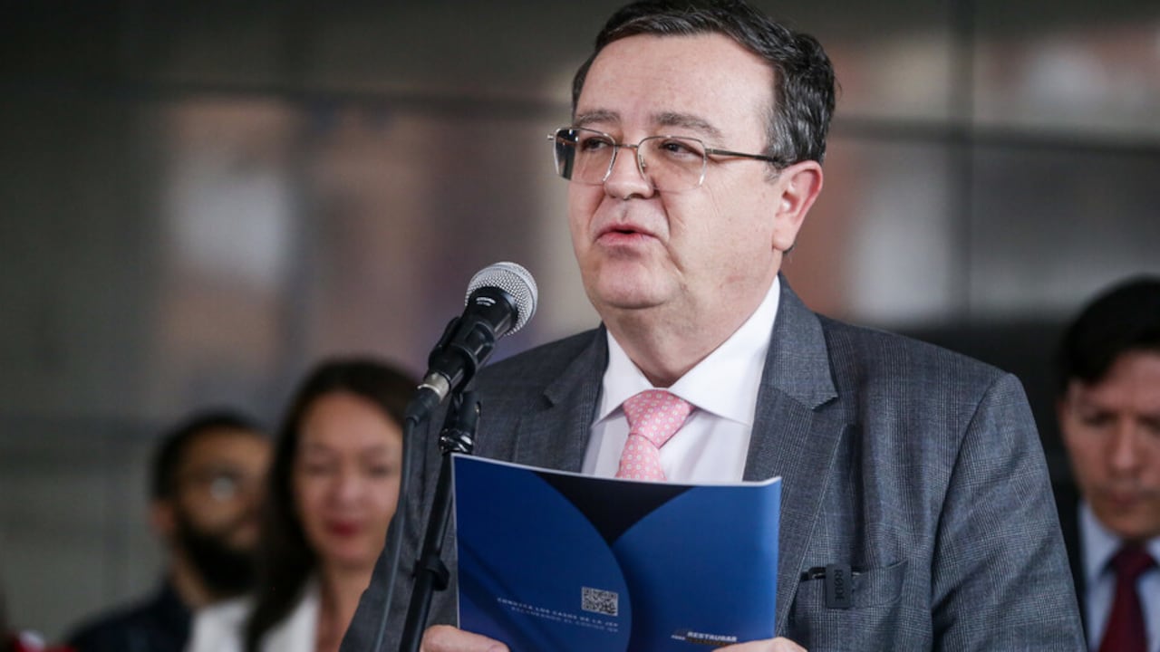 El presidente de la JEP, Alejandro Ramelli, considera que la reunión con De La Espriella y Restrepo “representaría una valiosa oportunidad para fortalecer el diálogo institucional”.
