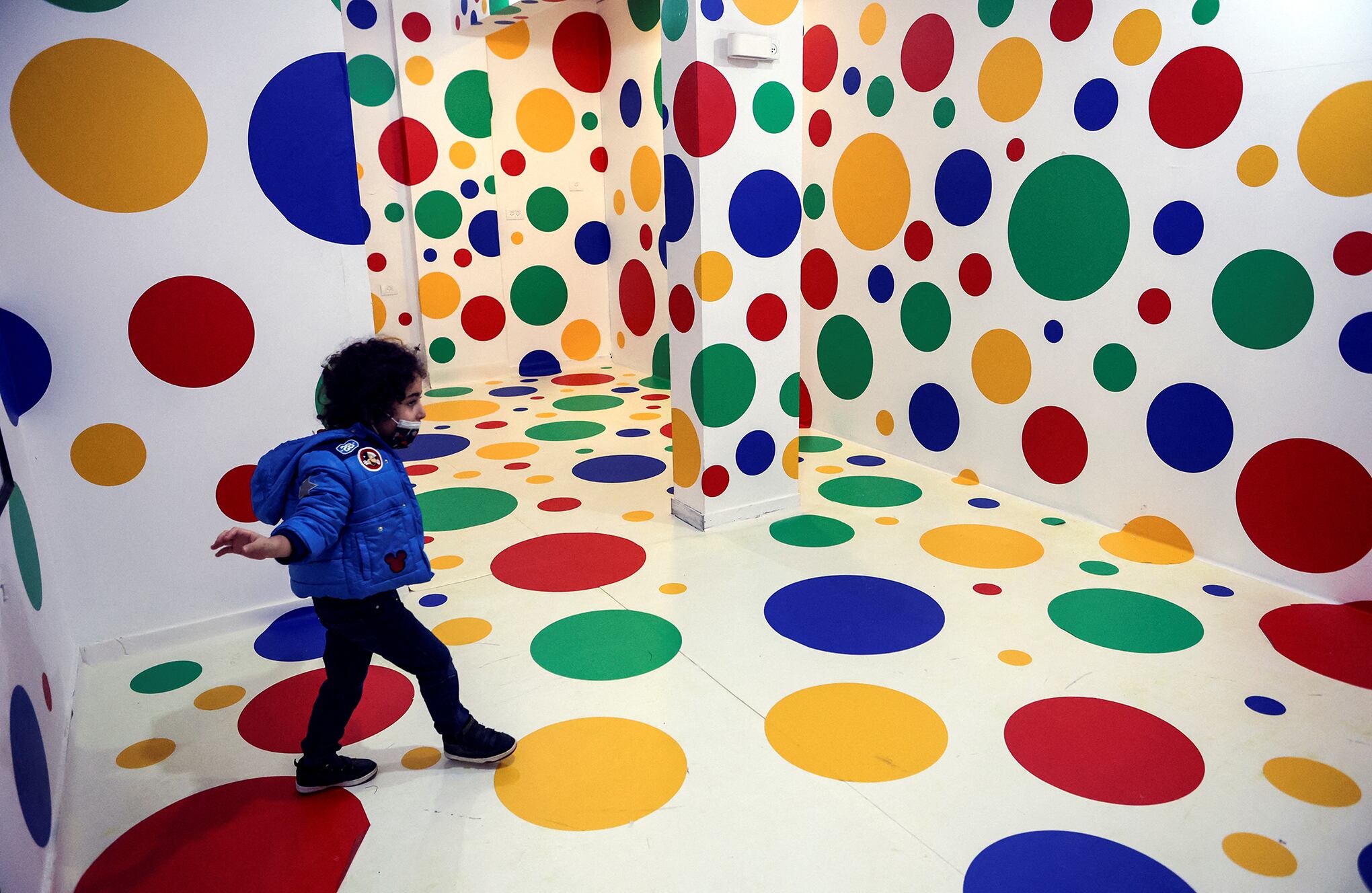 El arte pop-up se apodera de los edificios en ruinas de Tel Aviv