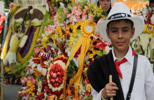 El Desfile de Silleteros es el evento con el que tradicionalmente se cierra la Feria de las Flores.