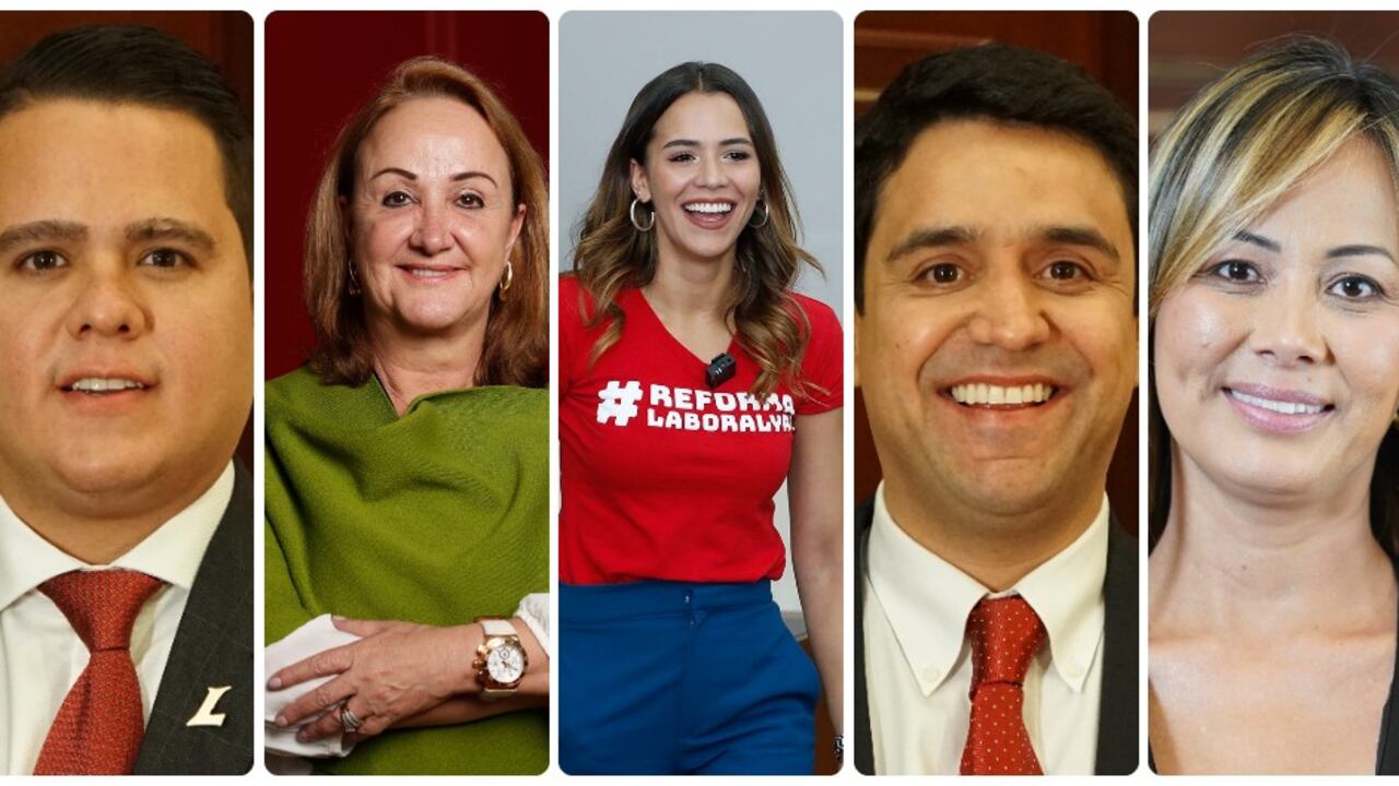 Los congresistas que están fuera del país y son aliados del gobierno.