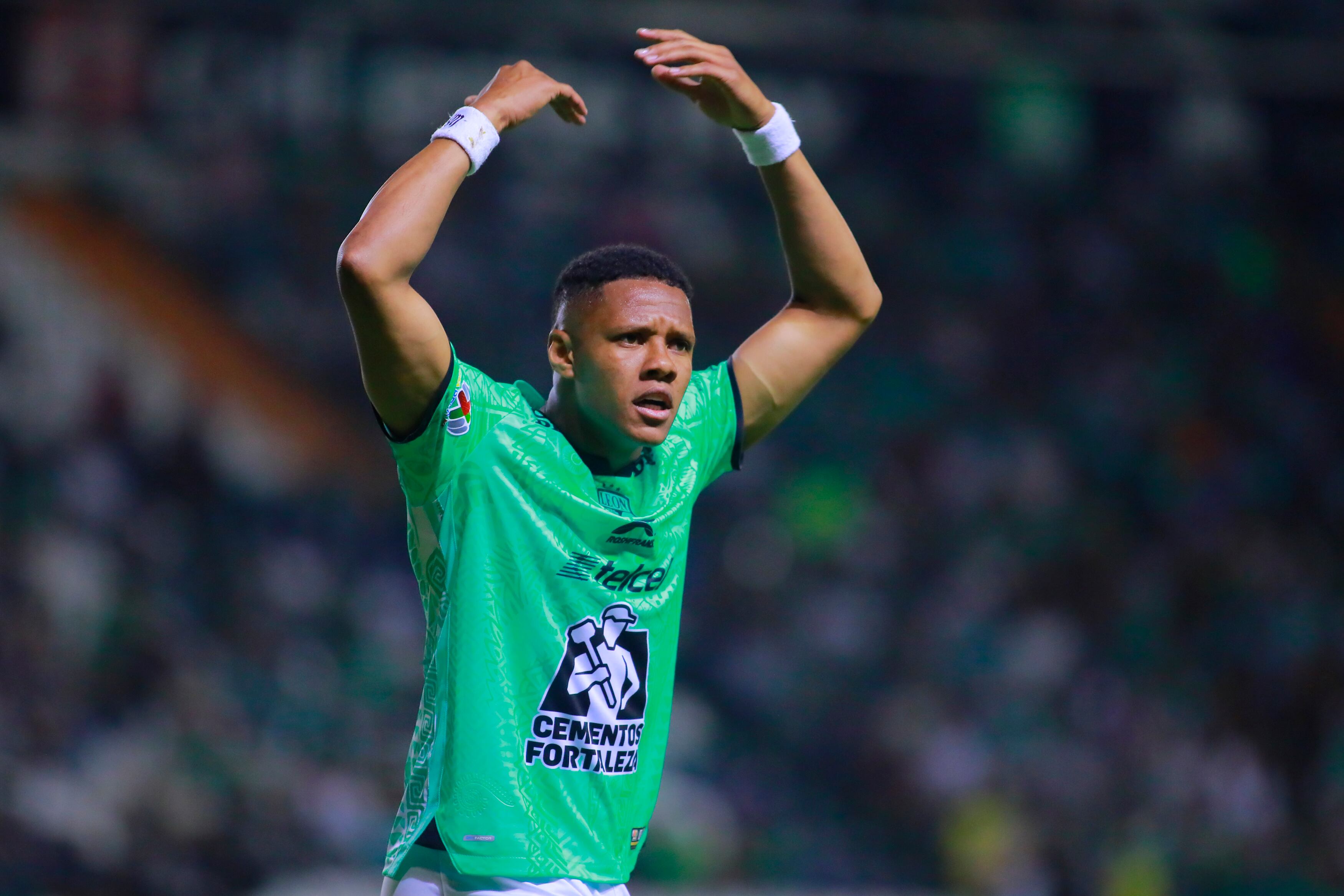 Yairo Moreno, volante que milita en el Léon.