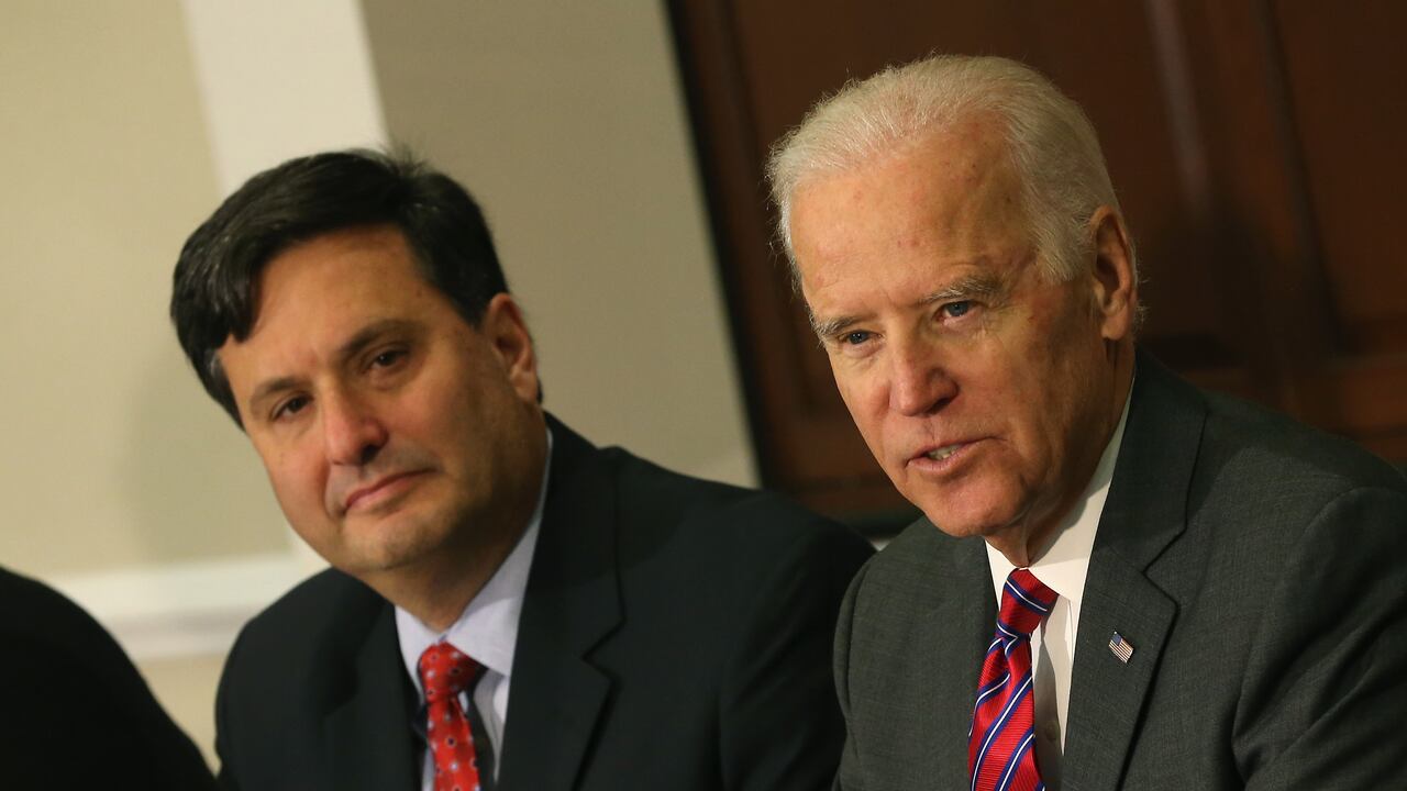 (FILES) In this file photo taken on November 13, 2014 US Vice President Joseph Biden (R) joined by Ebola Response Coordinator Ron Klain (L), speaks during a meeting regarding Ebola at the Eisenhower Executive office building in Washington, D.C. - US President-elect Joe Biden on November 11 announced he has chosen Ron Klain, a seasoned Democratic operative, as his chief of staff, his first public White House personnel choice.