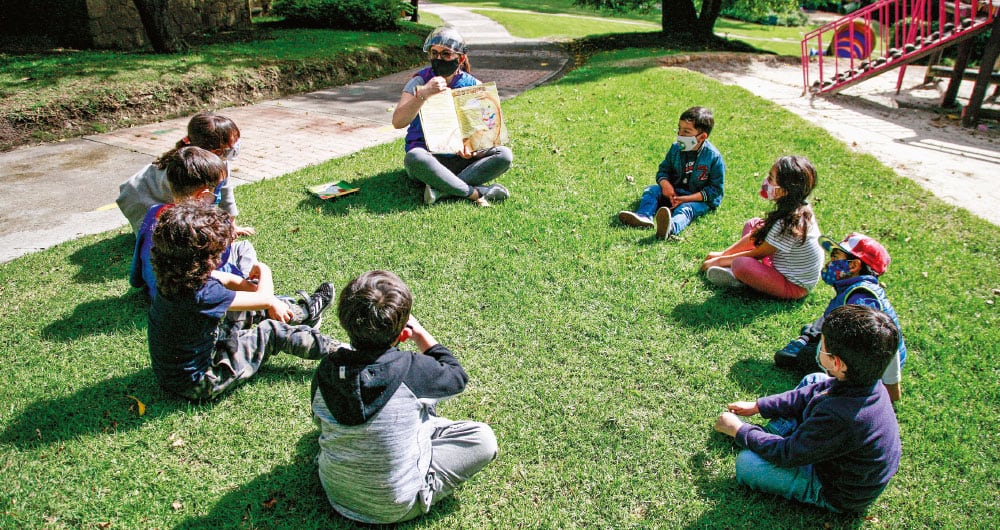 La realidad del regreso a clases no es igual. En algunos colegios hay avances y los niños han podido retomar sus actividades mientras minimizan el contagio.
