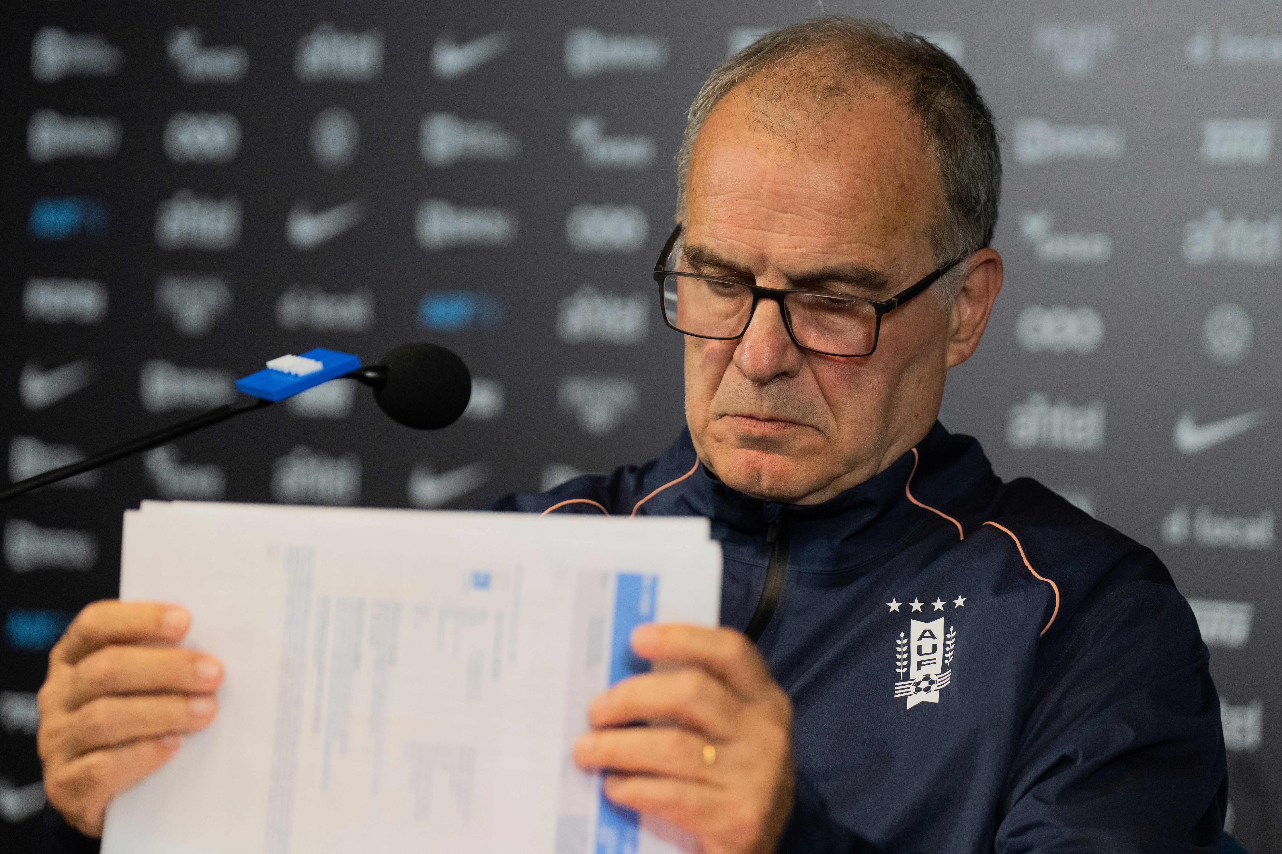 Uruguay's coach Marcelo Bielsa holds a news conference following Uruguay's elimination from the 2026 FIFA World Cup, in Montevideo, Uruguay, Tuesday, June 30, 2026. (AP Photo/Matilde Campodónico)