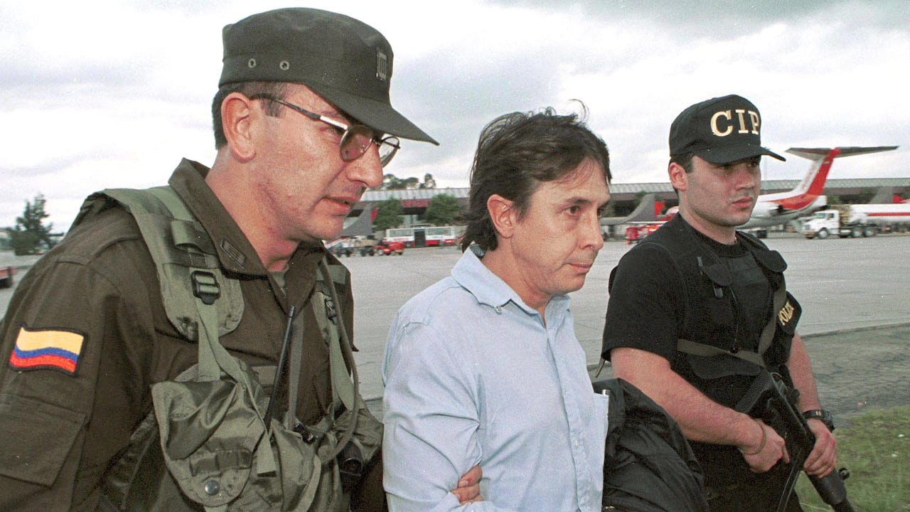 Tras 26 años privado de la libertad en los Estados Unidos, el menor de los hermanos Ochoa podría volver a Colombia en los próximos días.