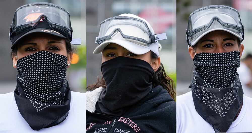 Más de 20 madres cabeza de familia, de distintas edades, conforman el grupo civil "Madres de la primera línea". En su mayoría provienen de las localidades de Kennedy y Bosa.