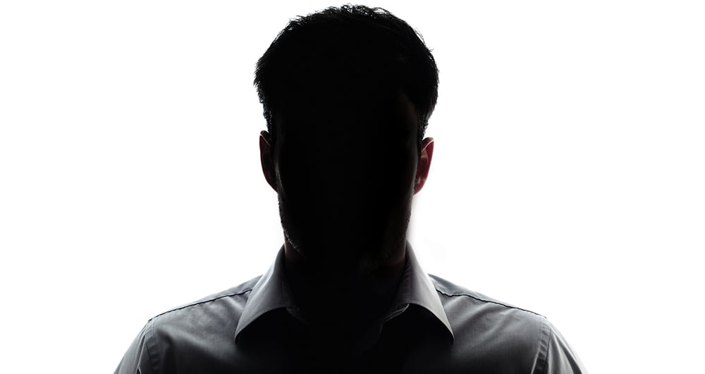 “Me ofreció asesorías privadas en Cartagena y le dije que no. Me respondió que por qué perdía la oportunidad de terminar el semestre rápido, y luego amenazó que iba a perder la plata”.