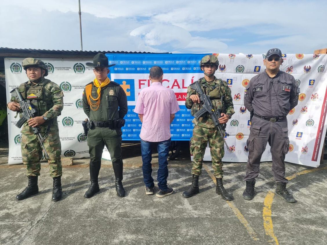 Mediante orden judicial realizamos el allanamiento a una vivienda ubicada a 150 metros del socavón y se incautó material de explosivos
