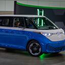 La Volkswagen ID.Buzz fue otro de los galardonados en el salón del Automóvil de Norteamérica, en Detroit.