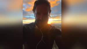 La expareja de Pirry, la actriz Mónica Fonseca también opinó sobre su desnudo. Foto Instagram @pirryoficial.