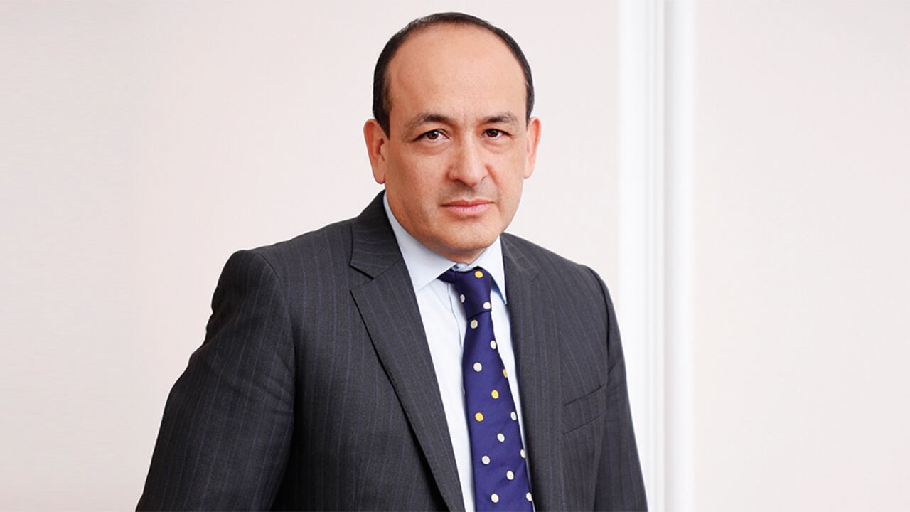 Vladimir Fernández pasó de secretario jurídico de la Presidencia a magistrado de la Corte Constitucional.