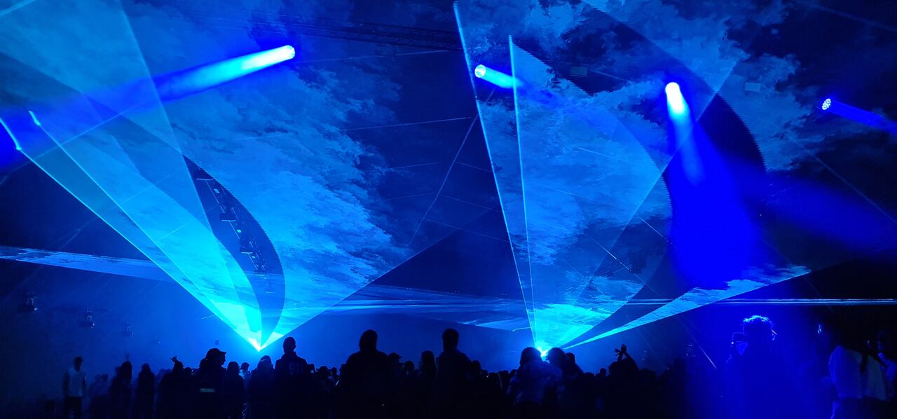 Four Tet desde lo lejos...