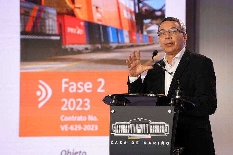 Ministro de Transporte William Camargo